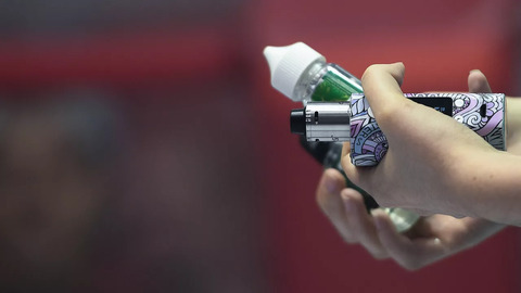 Сахалинские депутаты переживают из-за употребления подростками наркотиков, энергетиков и вейпов